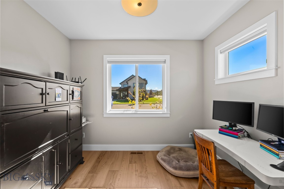 196 Arrow Peak Court