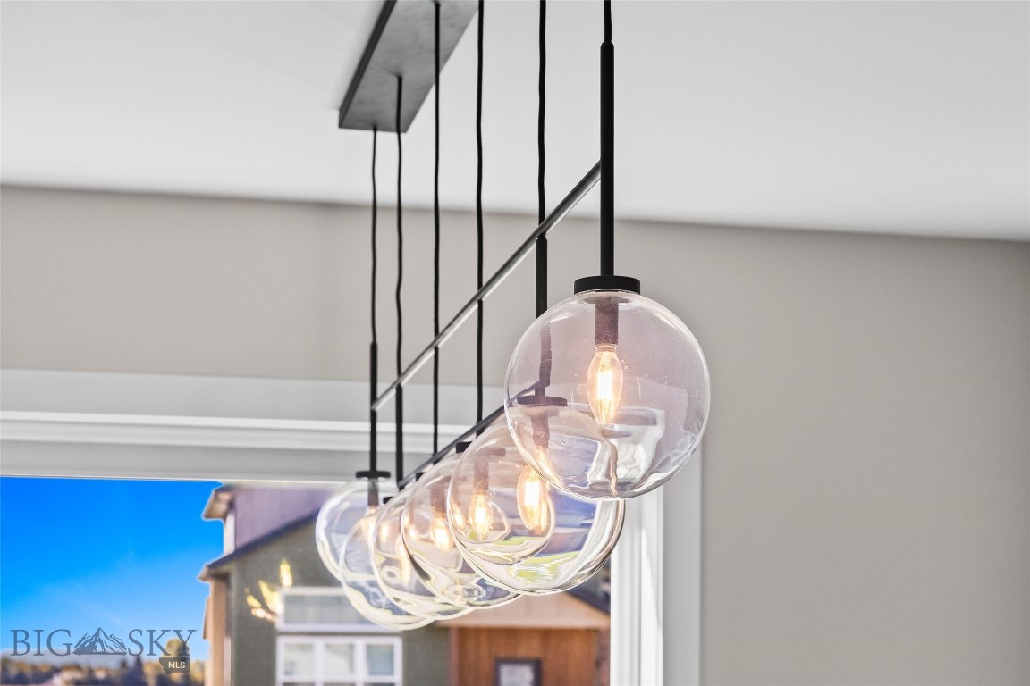 196 Arrow Peak Court