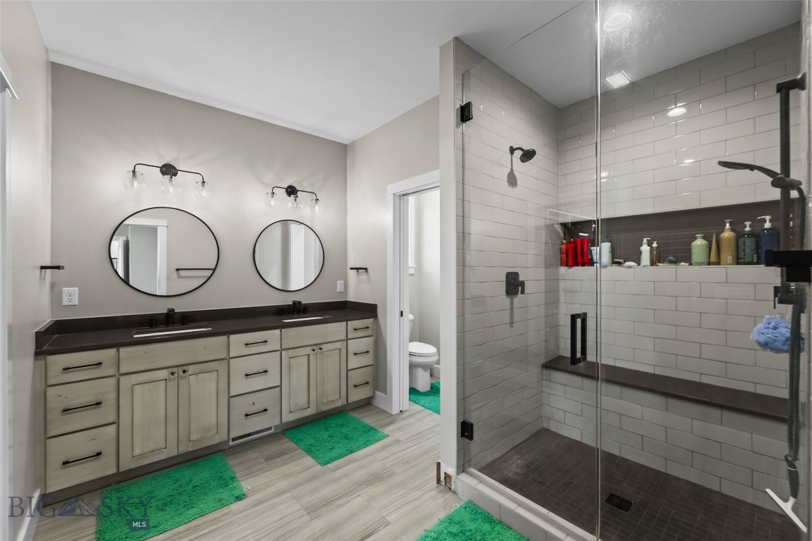 196 Arrow Peak Court