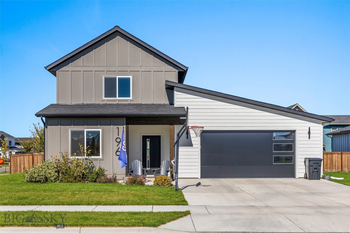 196 Arrow Peak Court