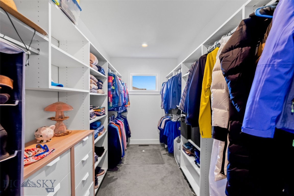 196 Arrow Peak Court