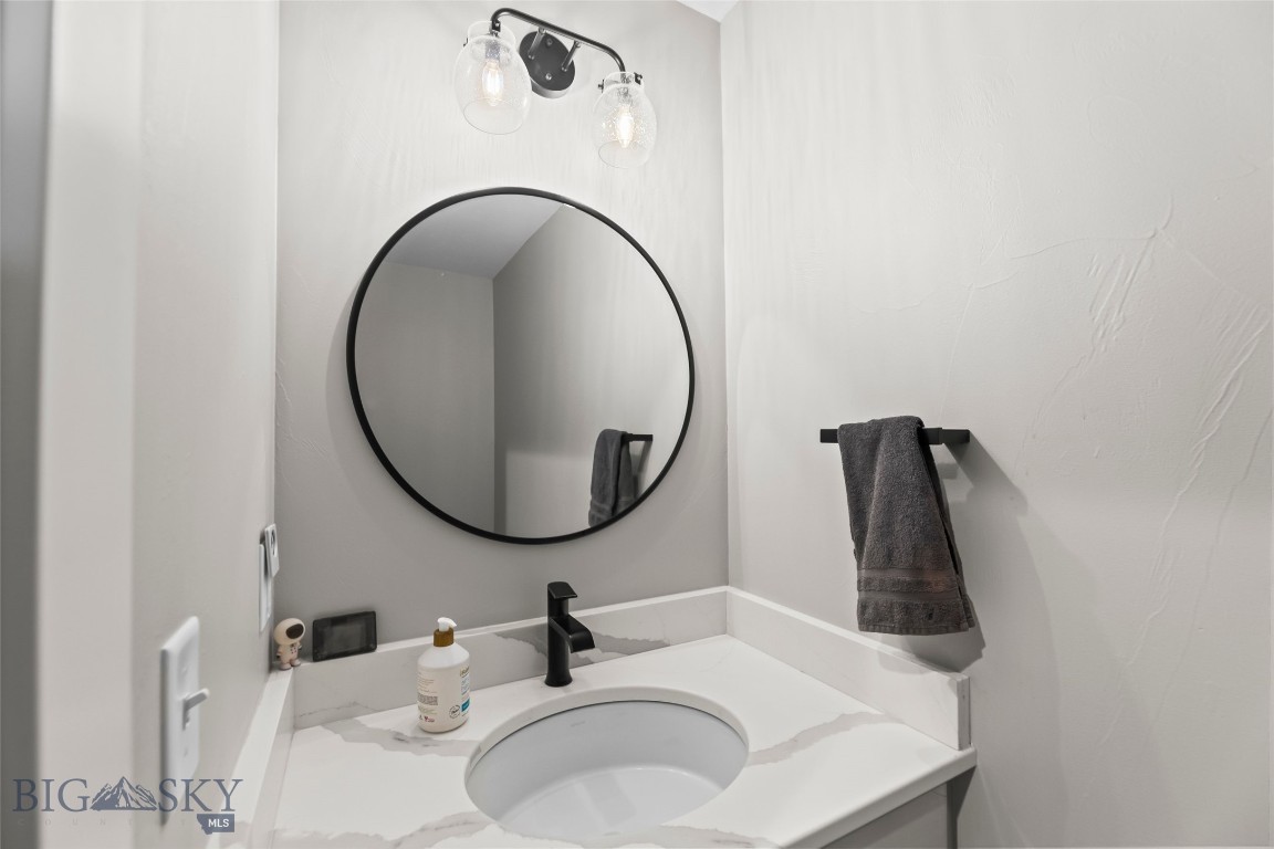 196 Arrow Peak Court