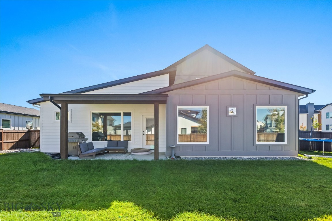 196 Arrow Peak Court