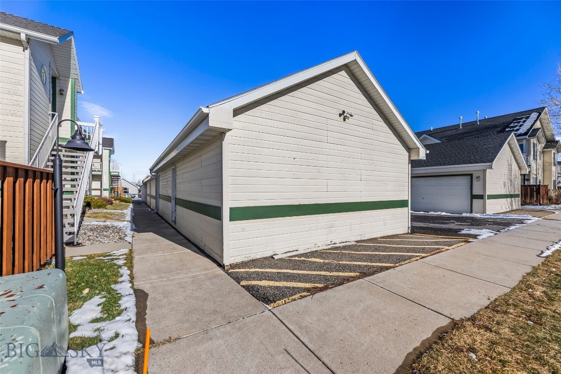 3016 W Villard 2B