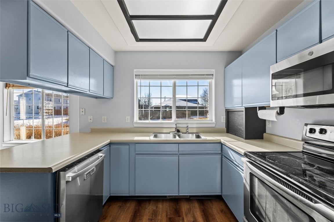 3016 W Villard 2B