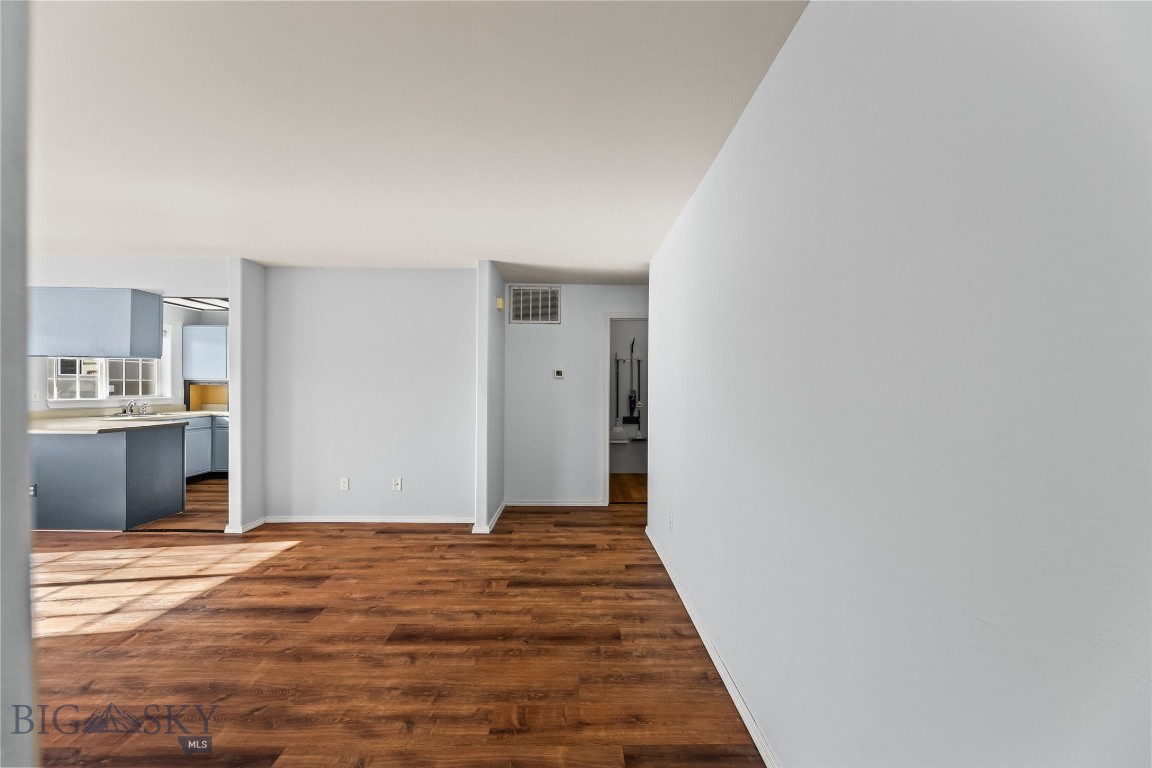 3016 W Villard 2B