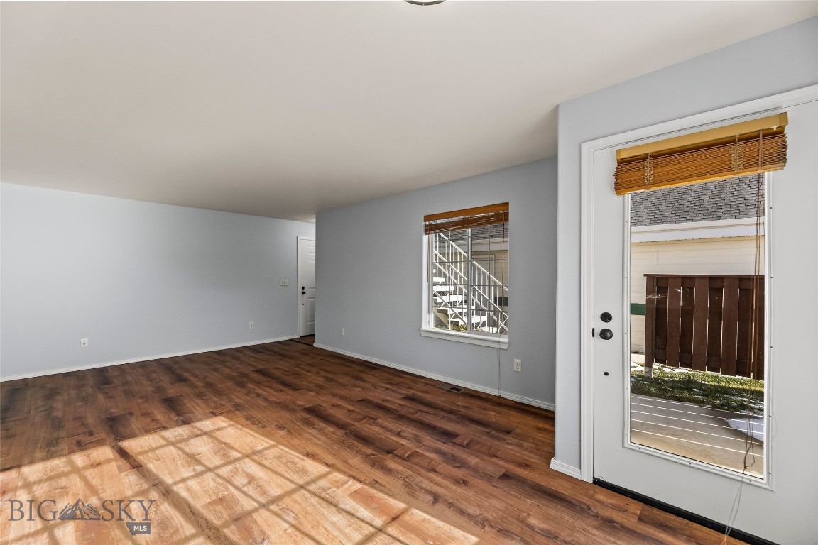 3016 W Villard 2B