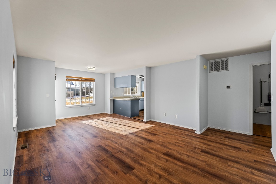3016 W Villard 2B