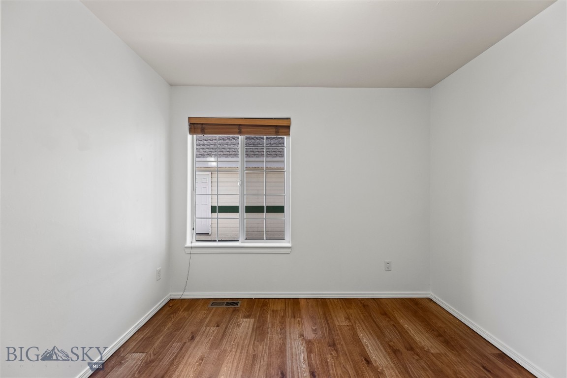 3016 W Villard 2B