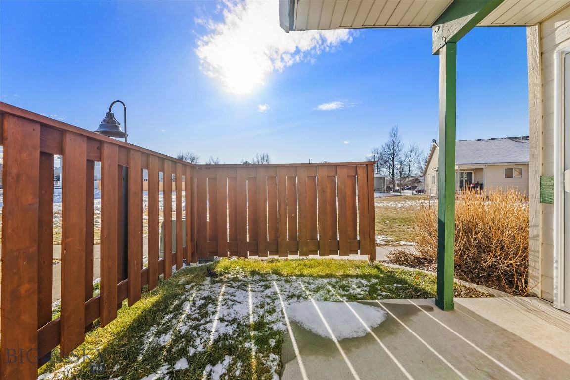 3016 W Villard 2B