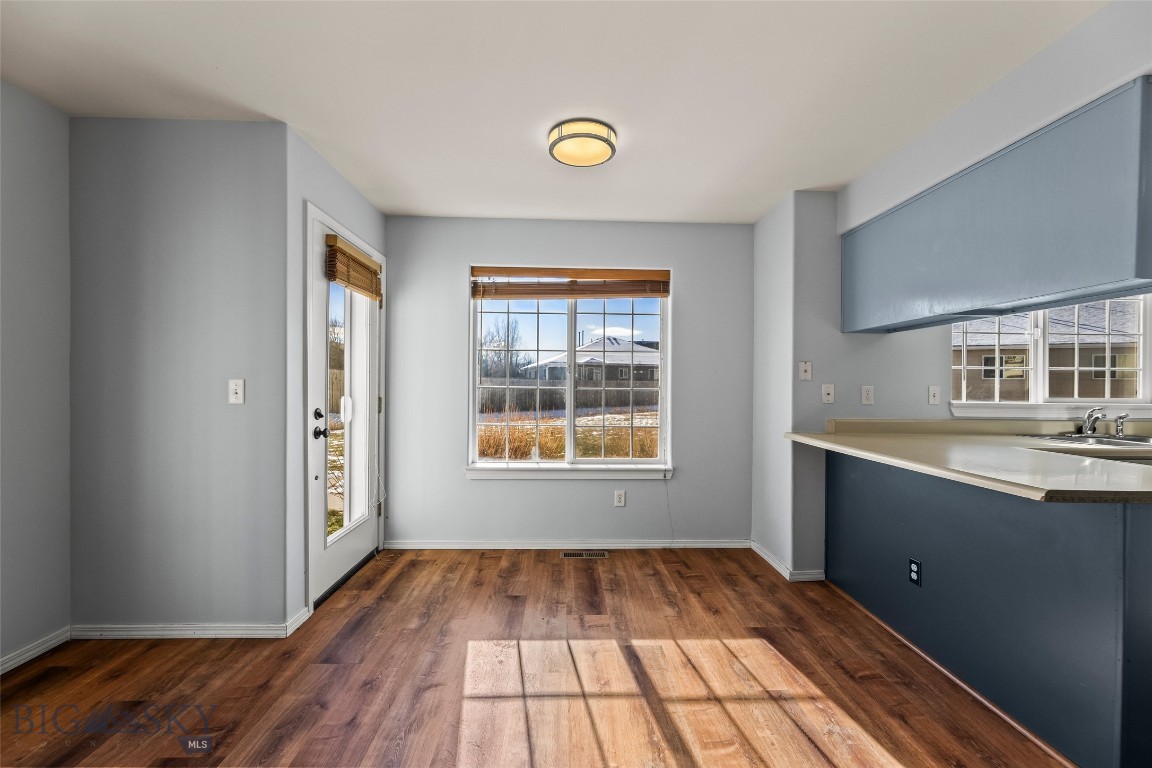 3016 W Villard 2B