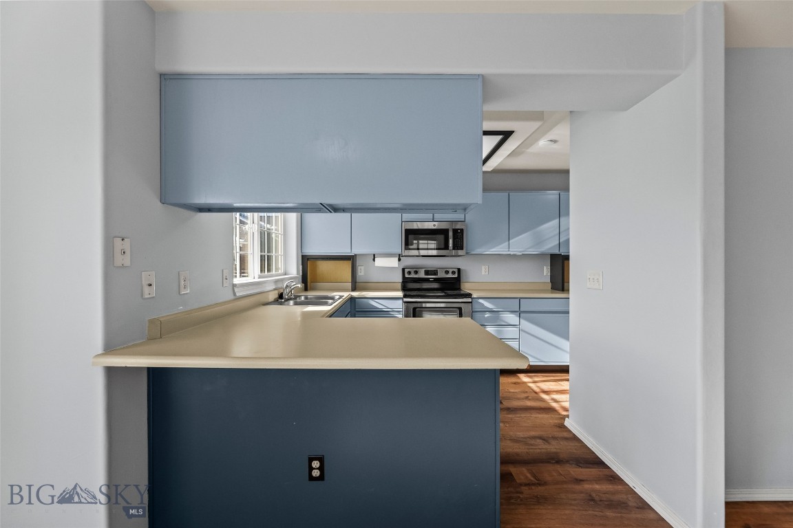 3016 W Villard 2B