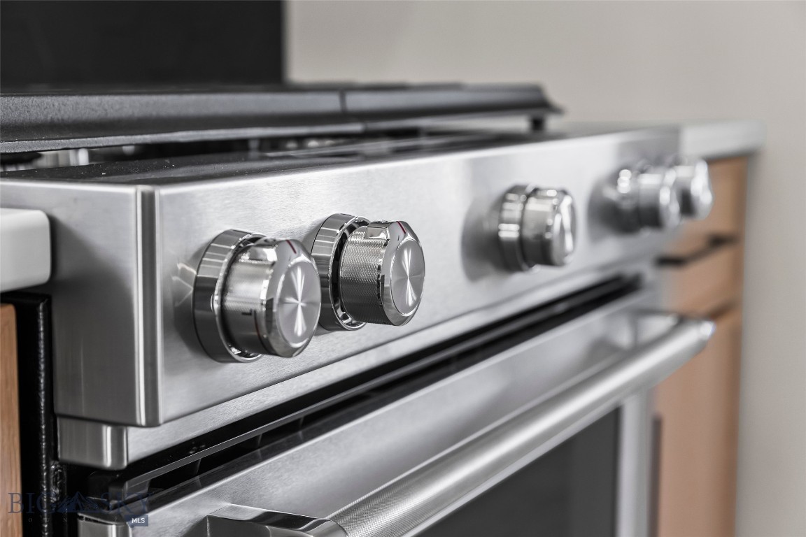 189 Noble Peak Drive