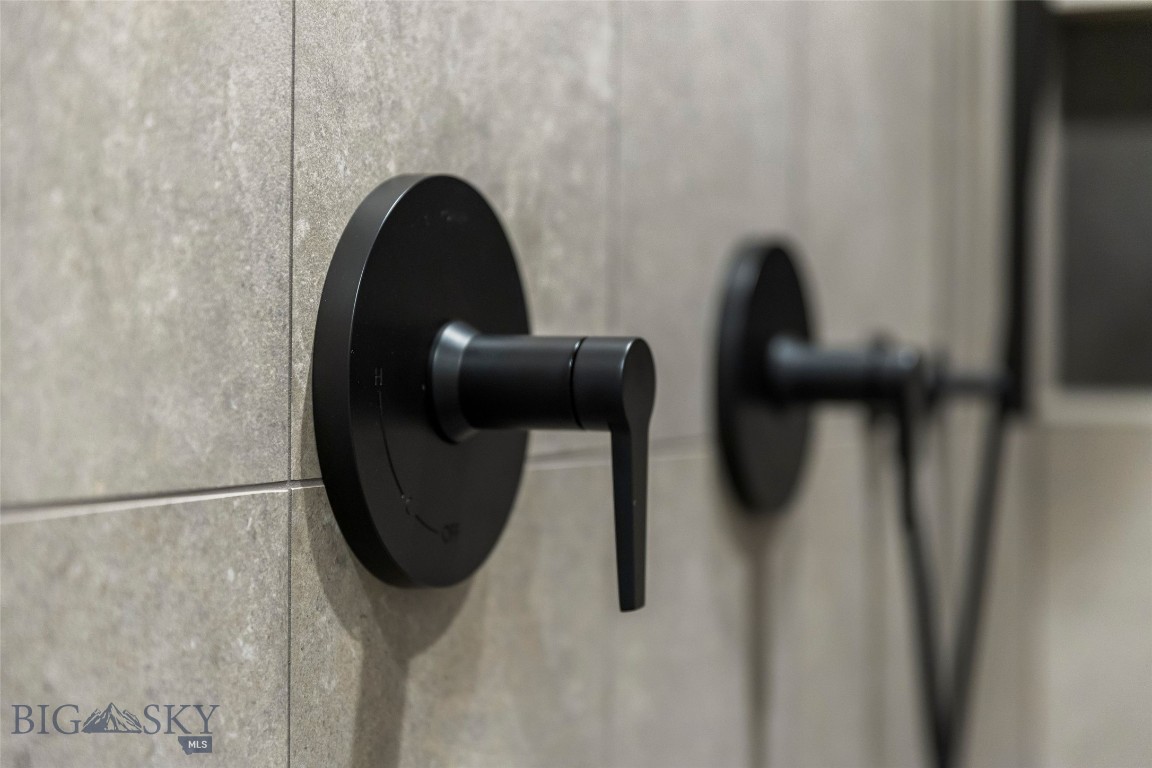 189 Noble Peak Drive