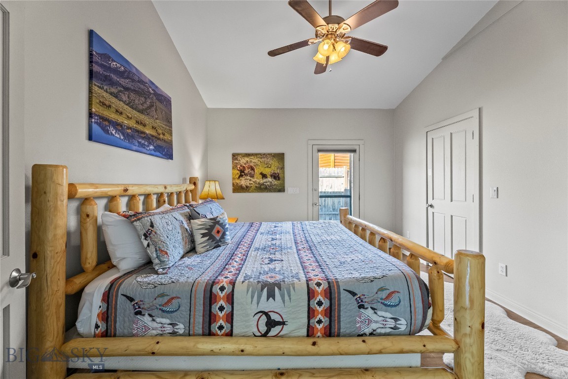 550 Old Yellowstone Trail S 13