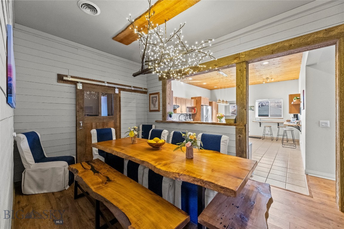 550 Old Yellowstone Trail S 13