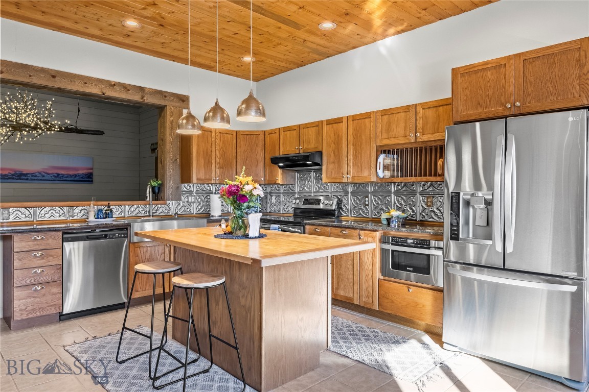 550 Old Yellowstone Trail S 13