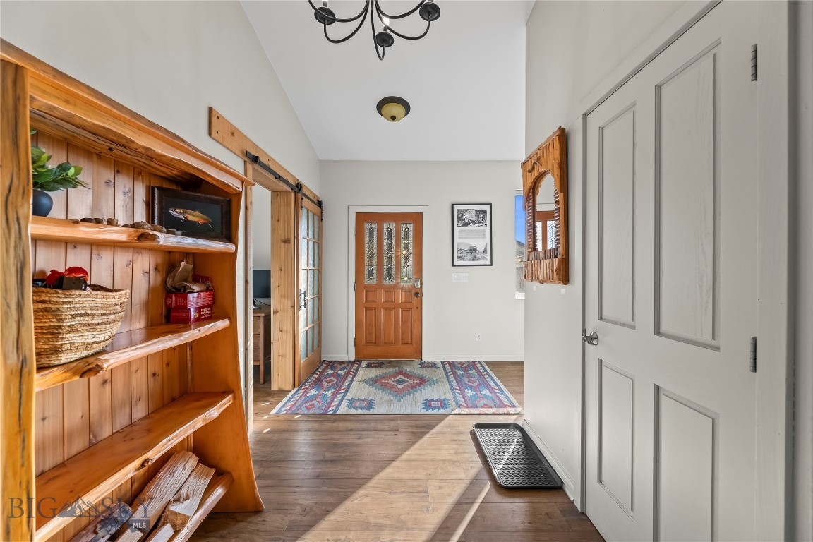 550 Old Yellowstone Trail S 13