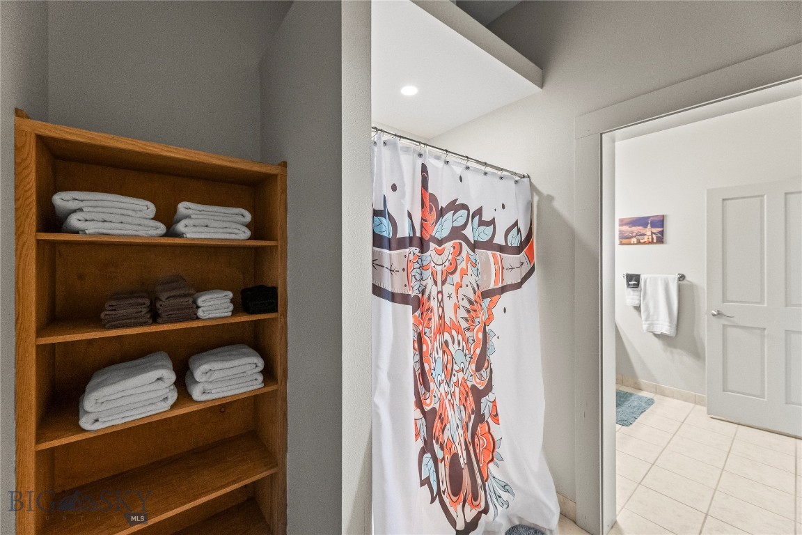 550 Old Yellowstone Trail S 13