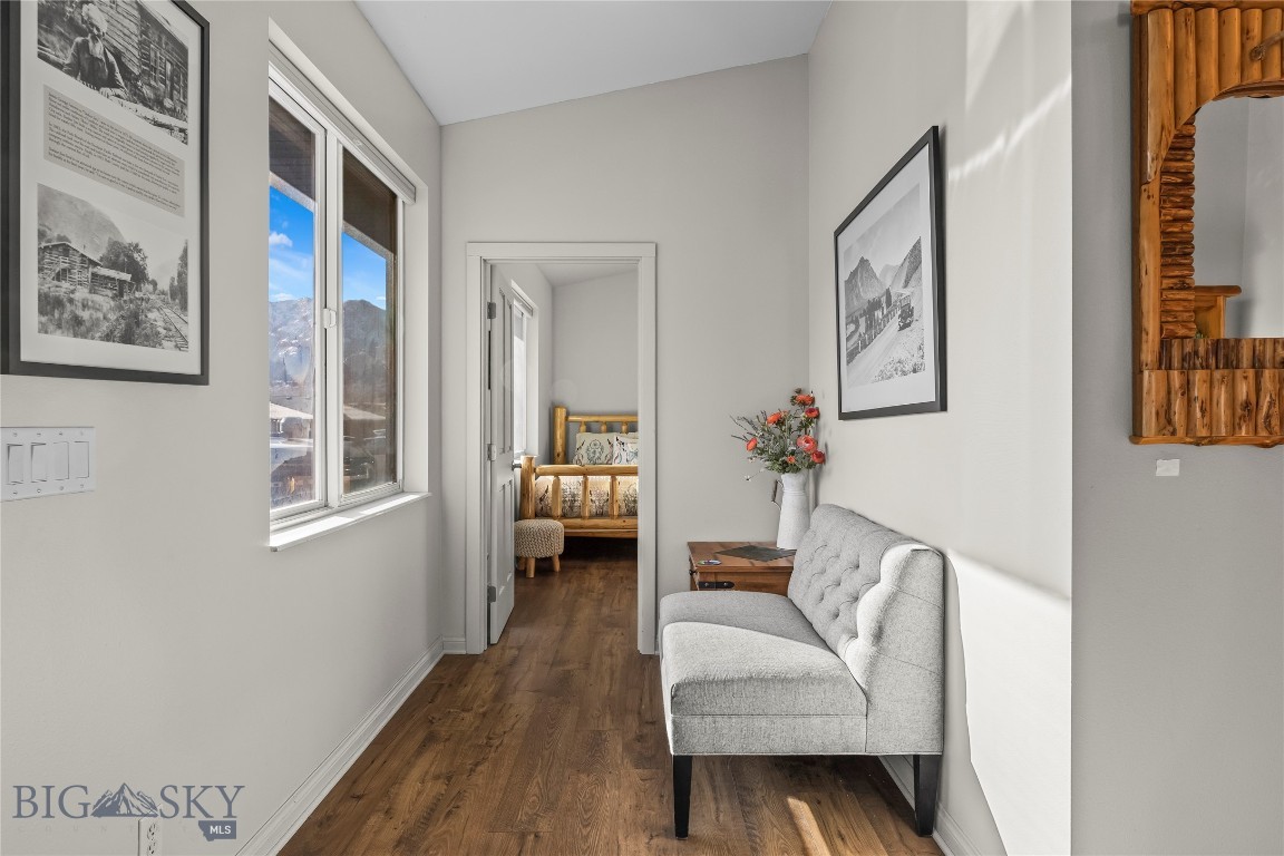 550 Old Yellowstone Trail S 13