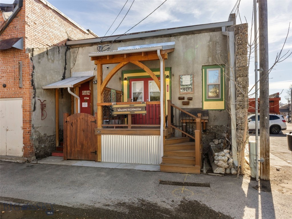 108 N 2nd Street