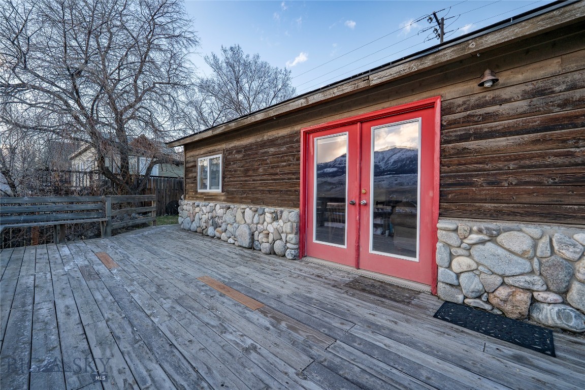 15 Gardiner View