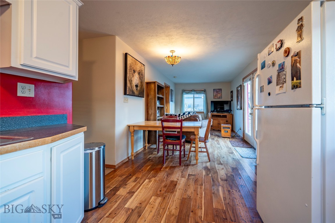 15 Gardiner View