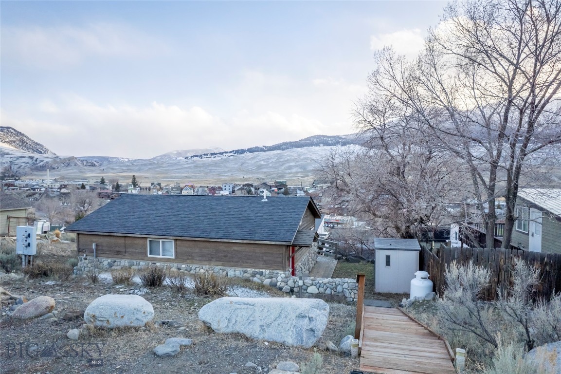 15 Gardiner View