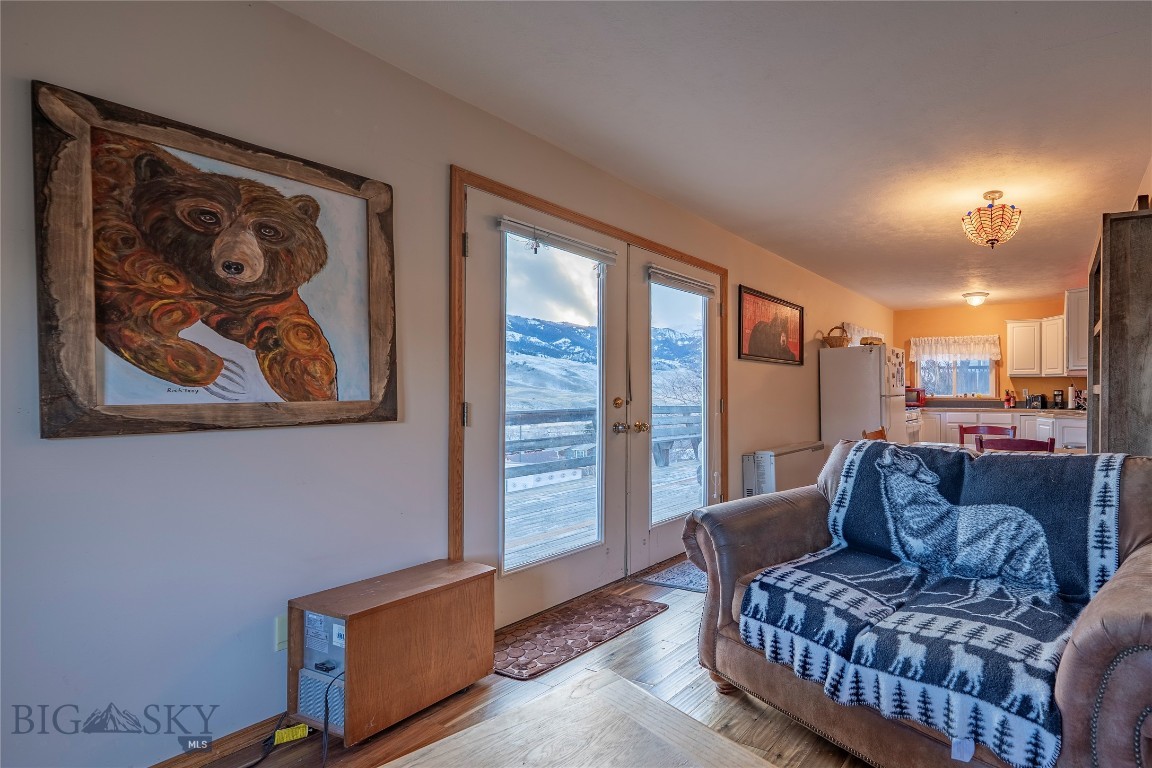 15 Gardiner View