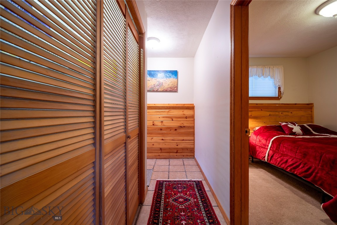 15 Gardiner View