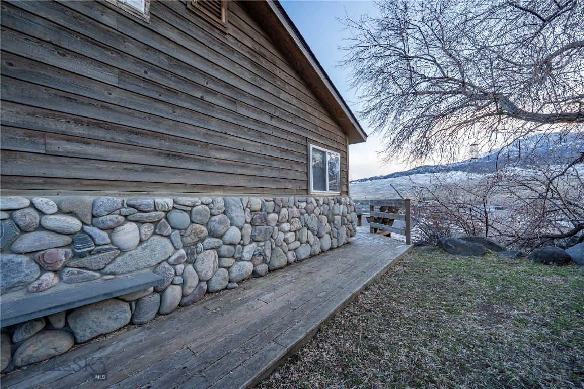 15 Gardiner View