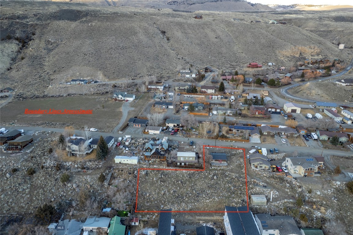 15 Gardiner View