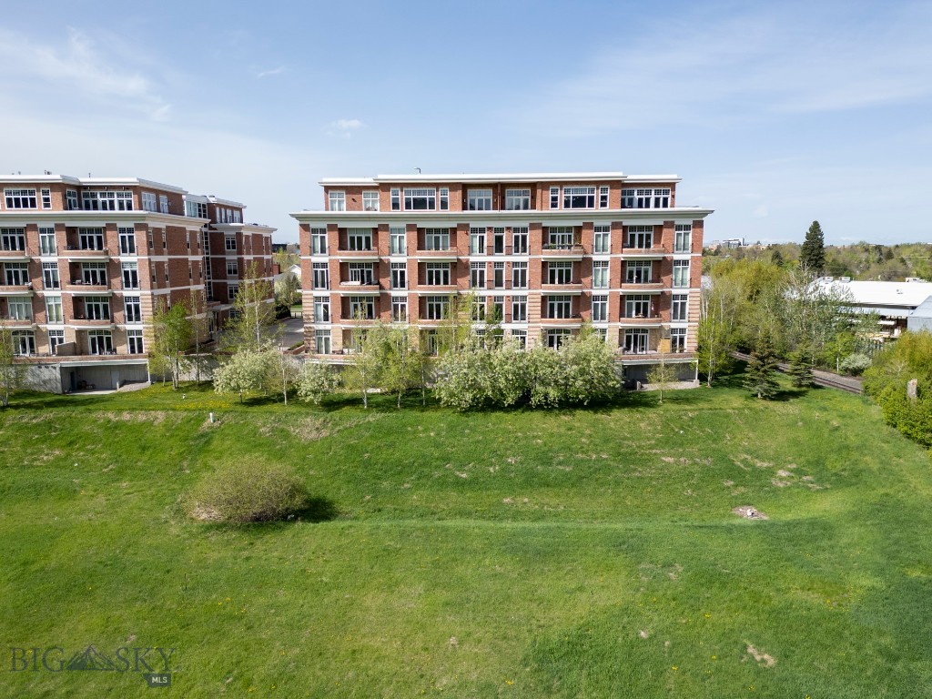 150 Village Crossing Way 3H