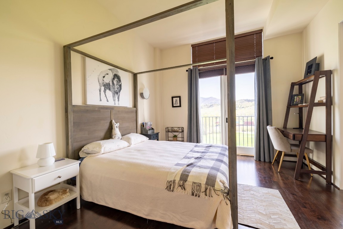 150 Village Crossing Way 3H