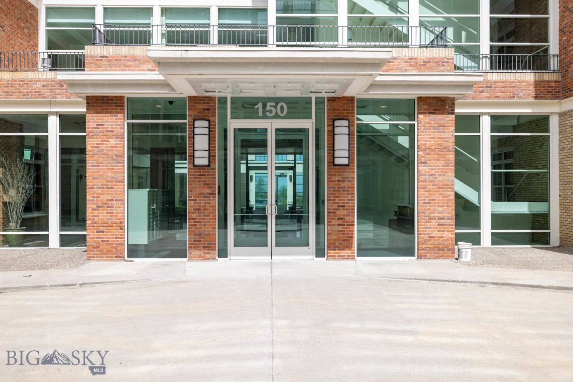 150 Village Crossing Way 3H