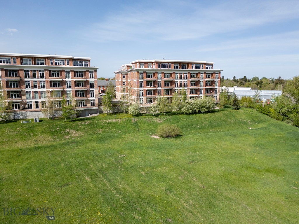 150 Village Crossing Way 3H