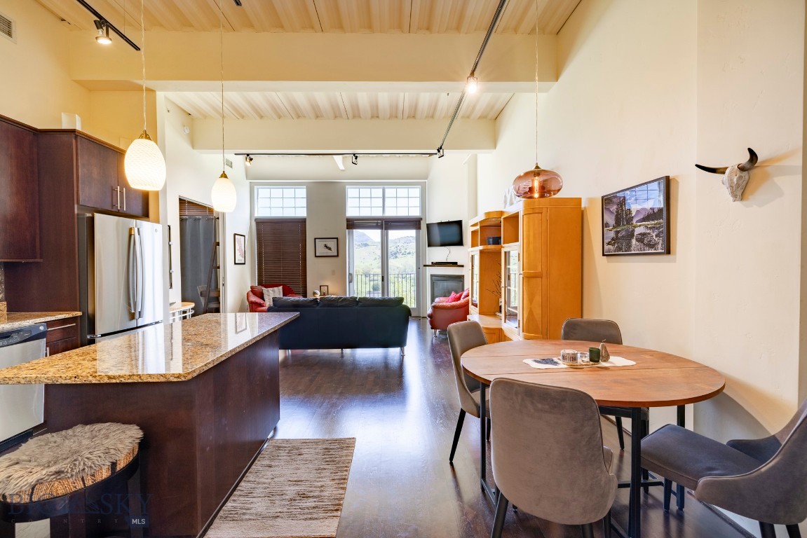 150 Village Crossing Way 3H