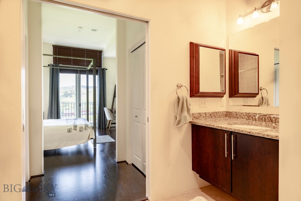 150 Village Crossing Way 3H