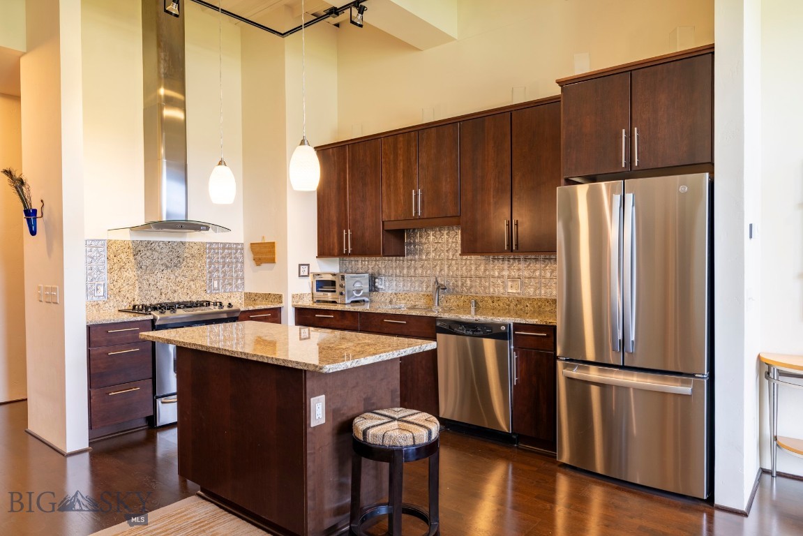 150 Village Crossing Way 3H