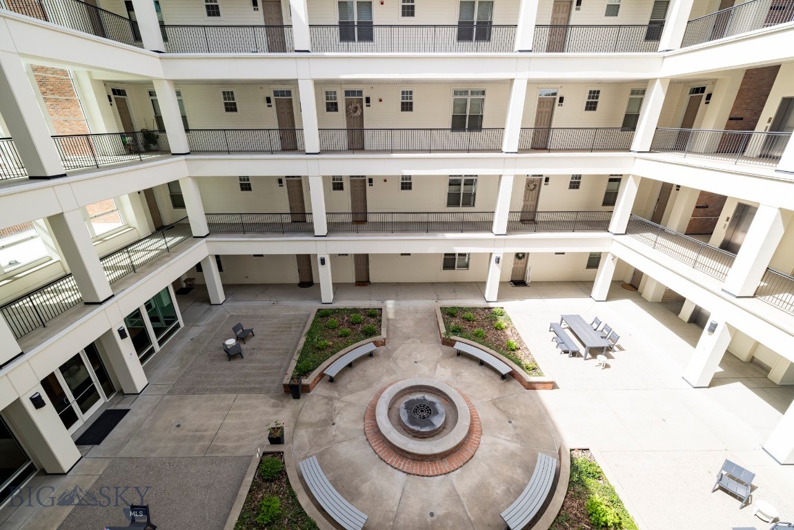 150 Village Crossing Way 3H