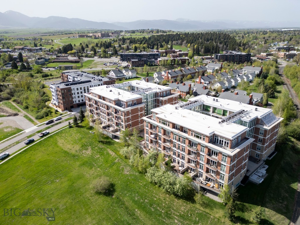 150 Village Crossing Way 3H