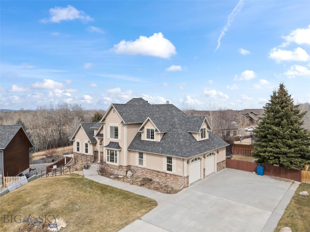 95 W Julie Court