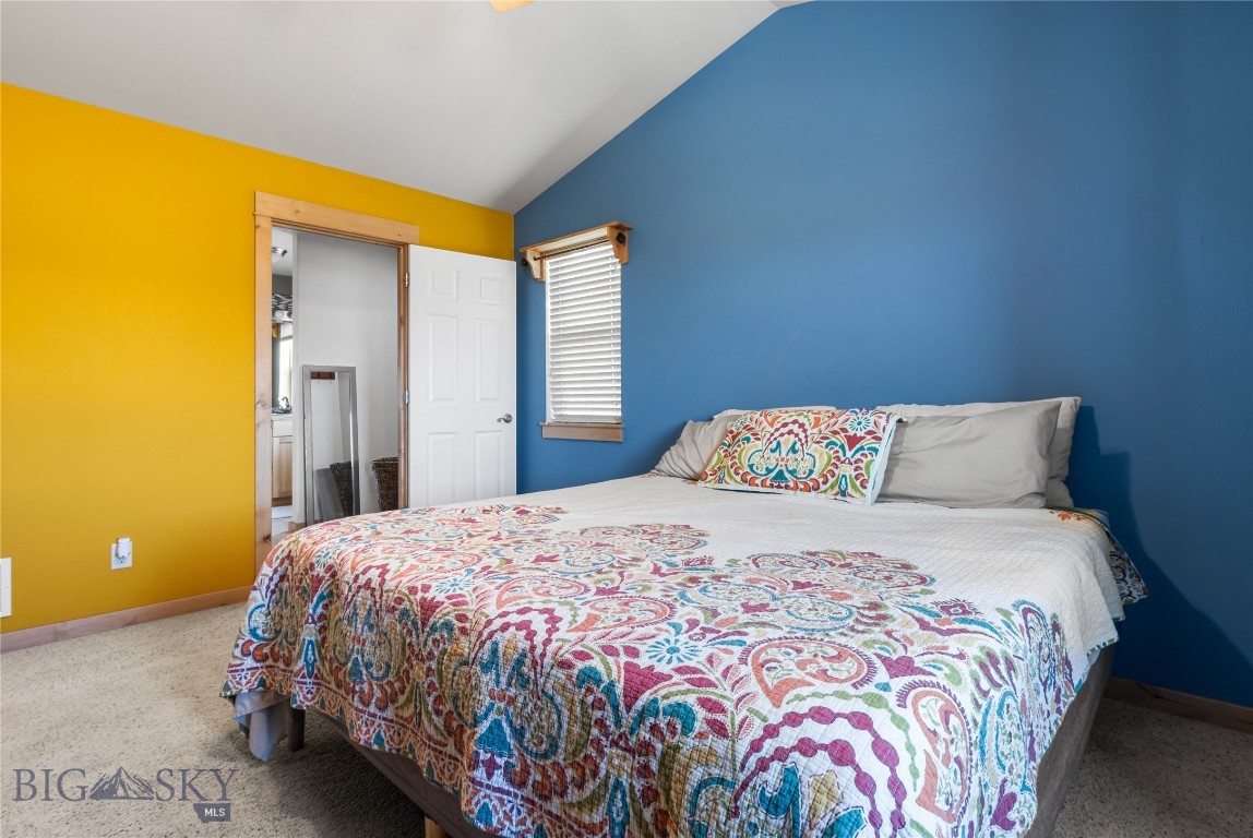 422 E River Rock Road