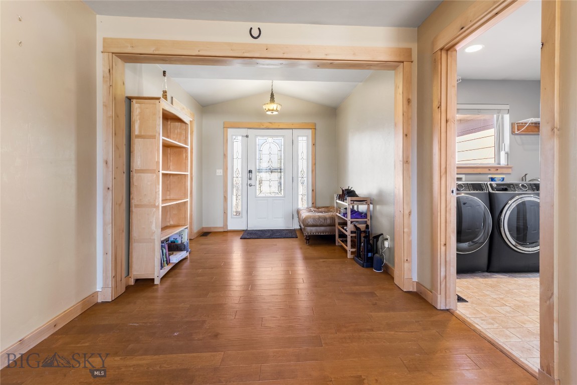 422 E River Rock Road