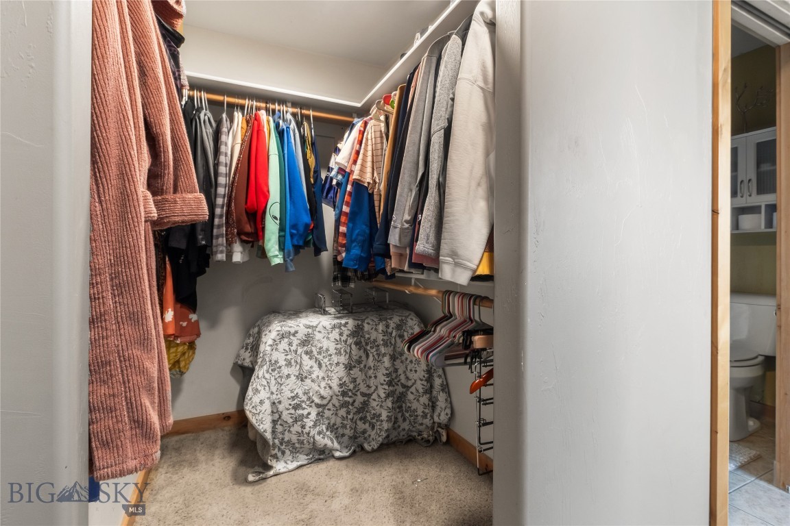 422 E River Rock Road