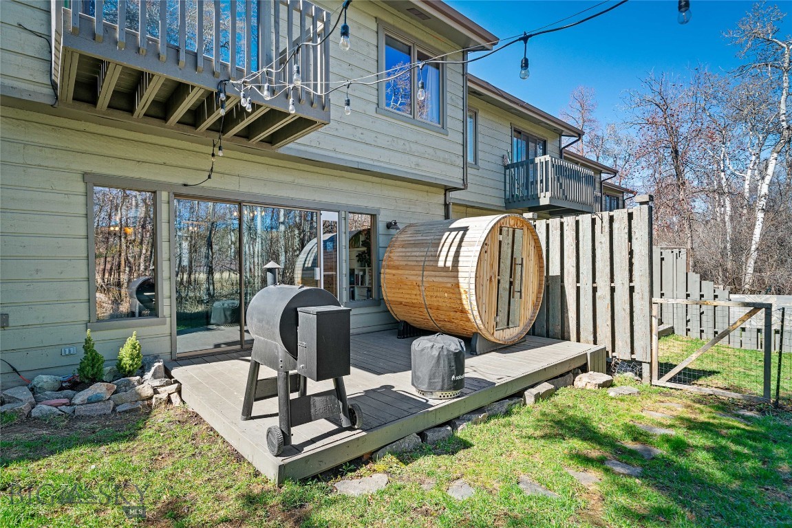 2020 S Rouse Avenue B8