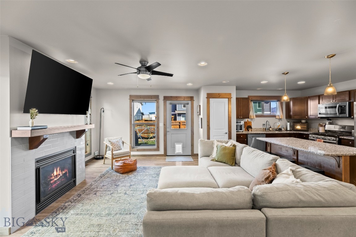1305 Fozzie Lane C