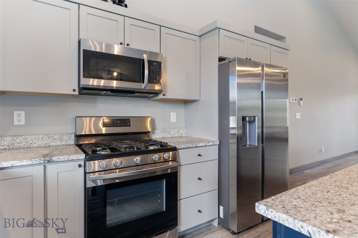 1215 Sweetgrass Lane