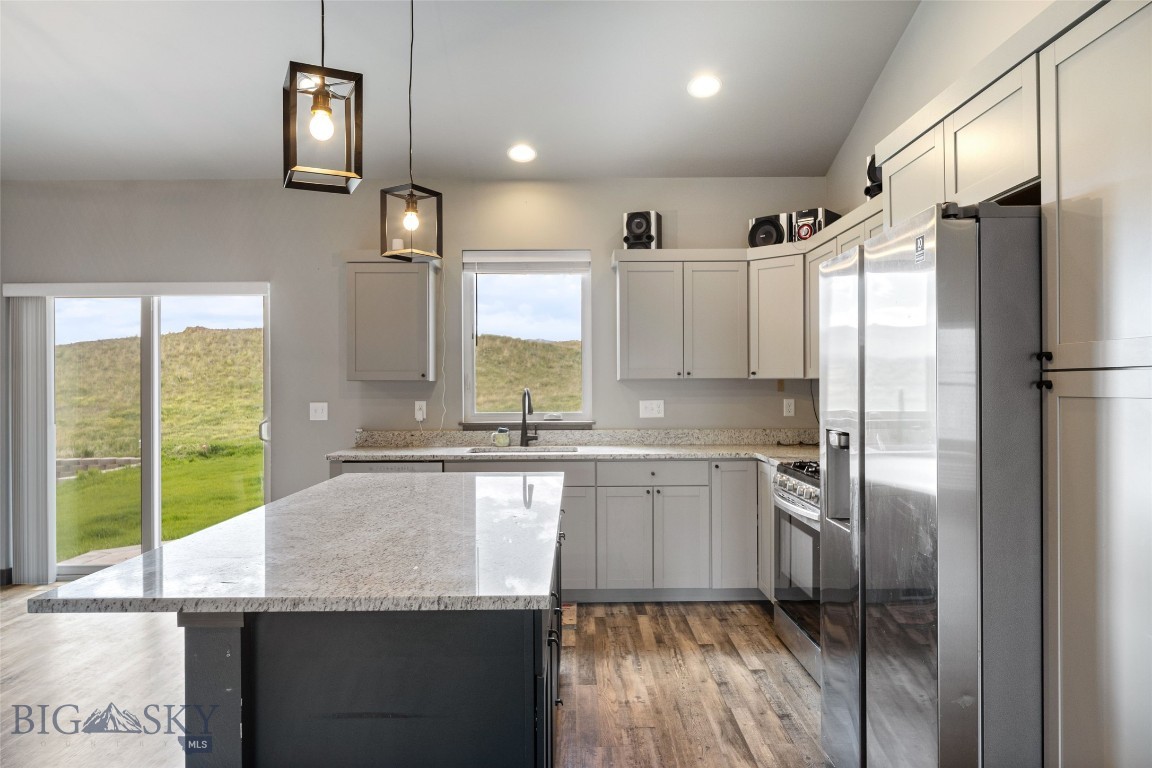 1215 Sweetgrass Lane