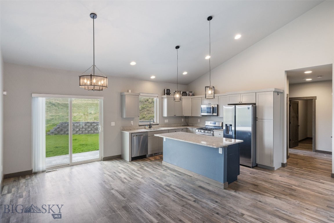 1215 Sweetgrass Lane